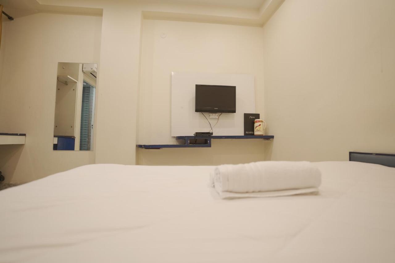 Hotel Leo Continental Új-Delhi Kültér fotó