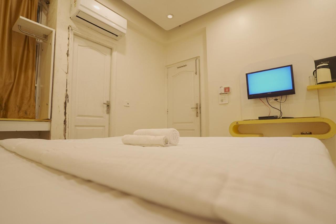 Hotel Leo Continental Új-Delhi Kültér fotó