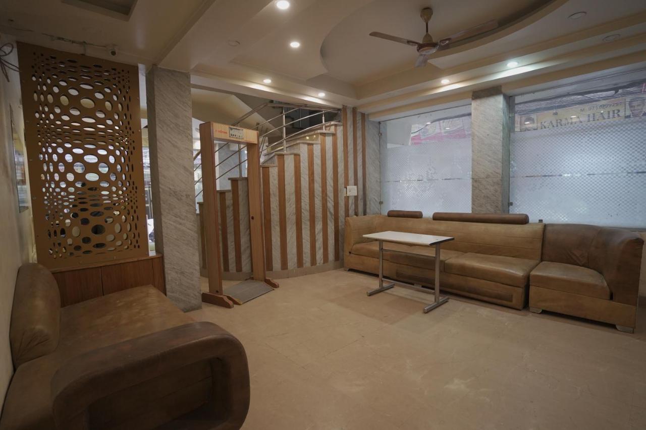 Hotel Leo Continental Új-Delhi Kültér fotó