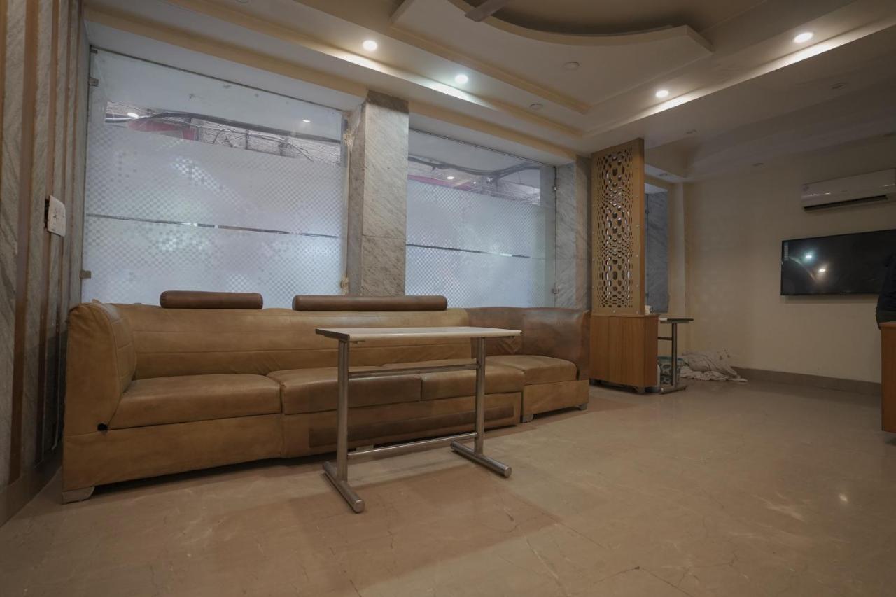 Hotel Leo Continental Új-Delhi Kültér fotó